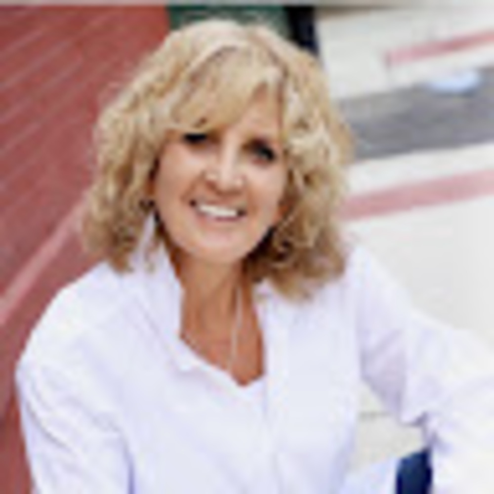 Meet your Posher, Leslie